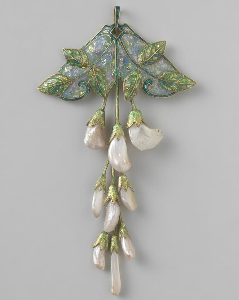 Rachat de bijoux anciens, Antic Boterf, pendentif en or, perles et émail en forme de branche de glycine, début 20ème